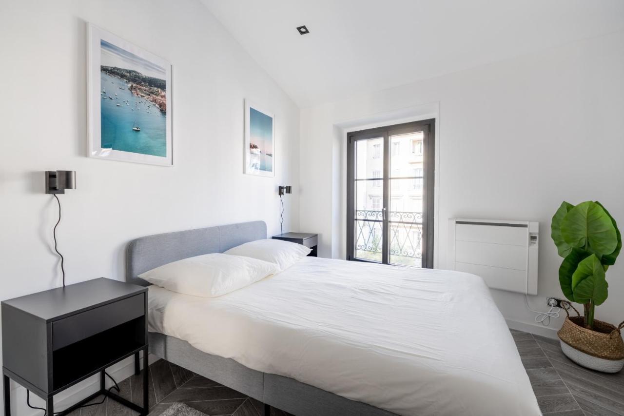 2 Guisol - Moderne 2 Pieces Port De 니스 외부 사진